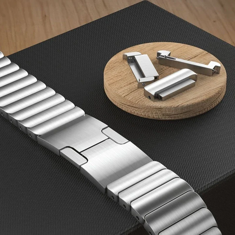 حزام من سبائك التيتانيوم بعرض  - مراجعة Seiko Watches Smartwatch وسعره