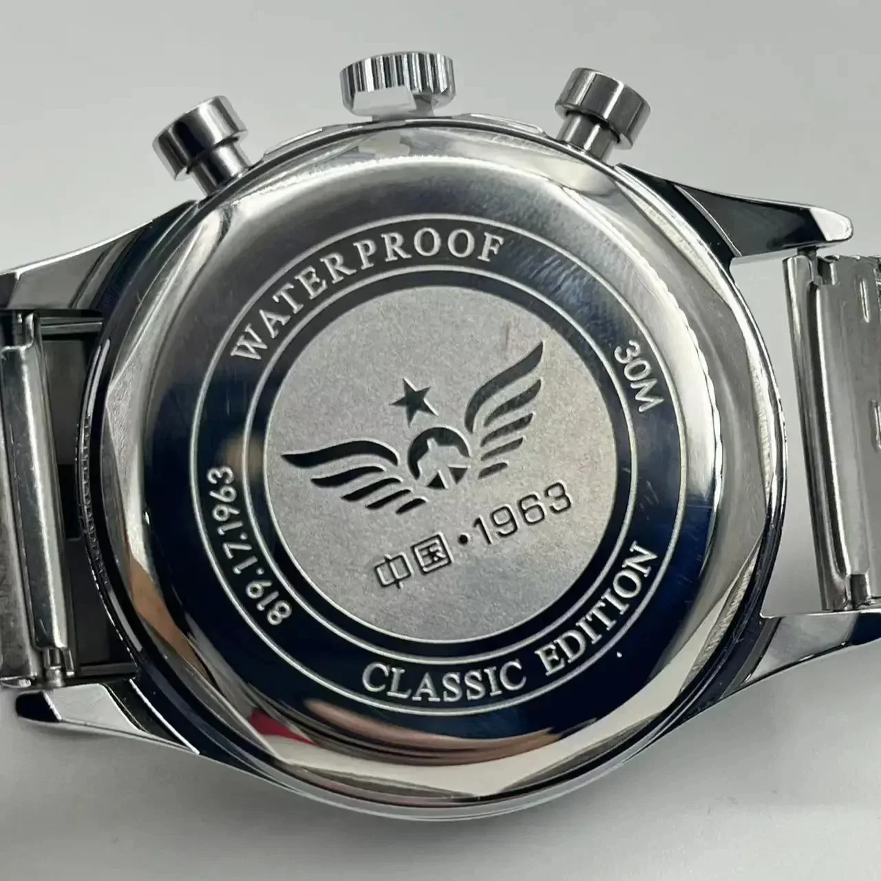 ساعات رجالية 1963 ساعة أوتومات - مراجعة Solar Powered Watch وسعره
