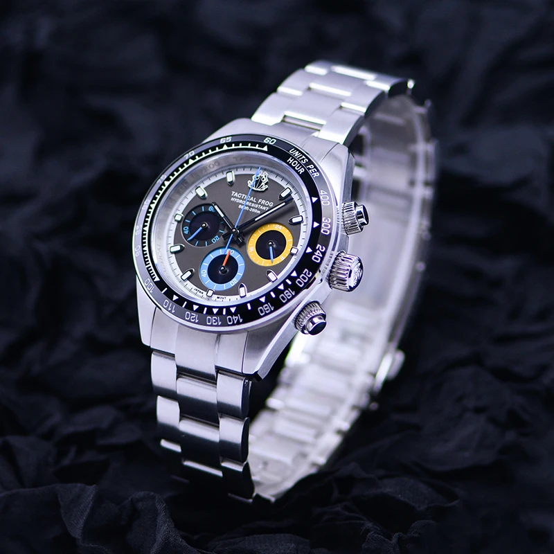 التكتيكية الضفدع الرجال ساعة ك - مراجعة Solar Powered Watch وسعره